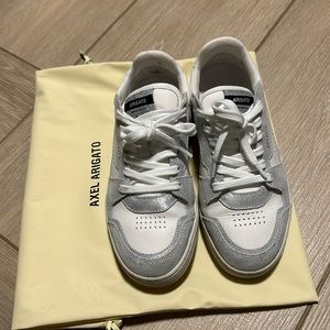 Axel Arigato size 6 1/2